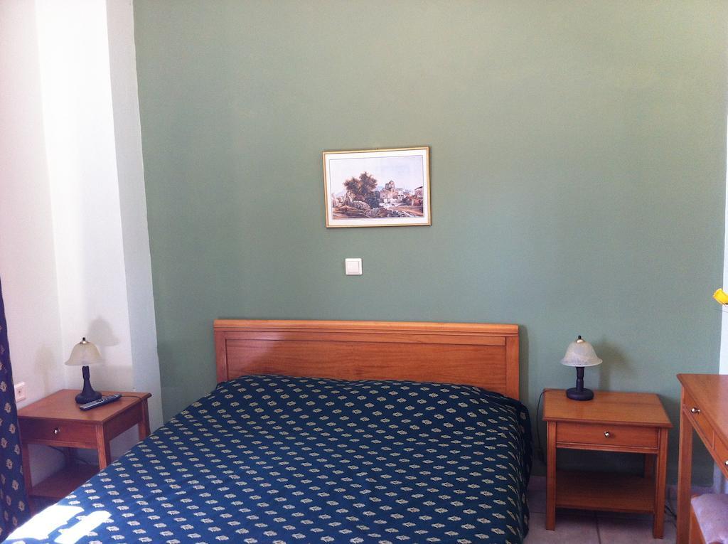 Zannikos Rooms Ermoupoli Quarto foto
